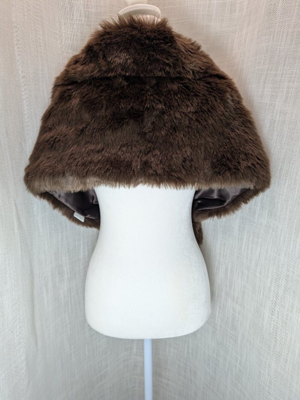 Faux Fur Brown Shawl Wrap - Picture 2 of 7
